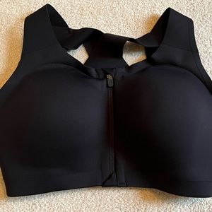 Lululemon never worn 36 DD zipper, sports bra